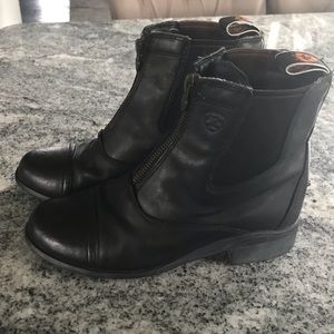 Ariat Kids Paddock Boots Size 2